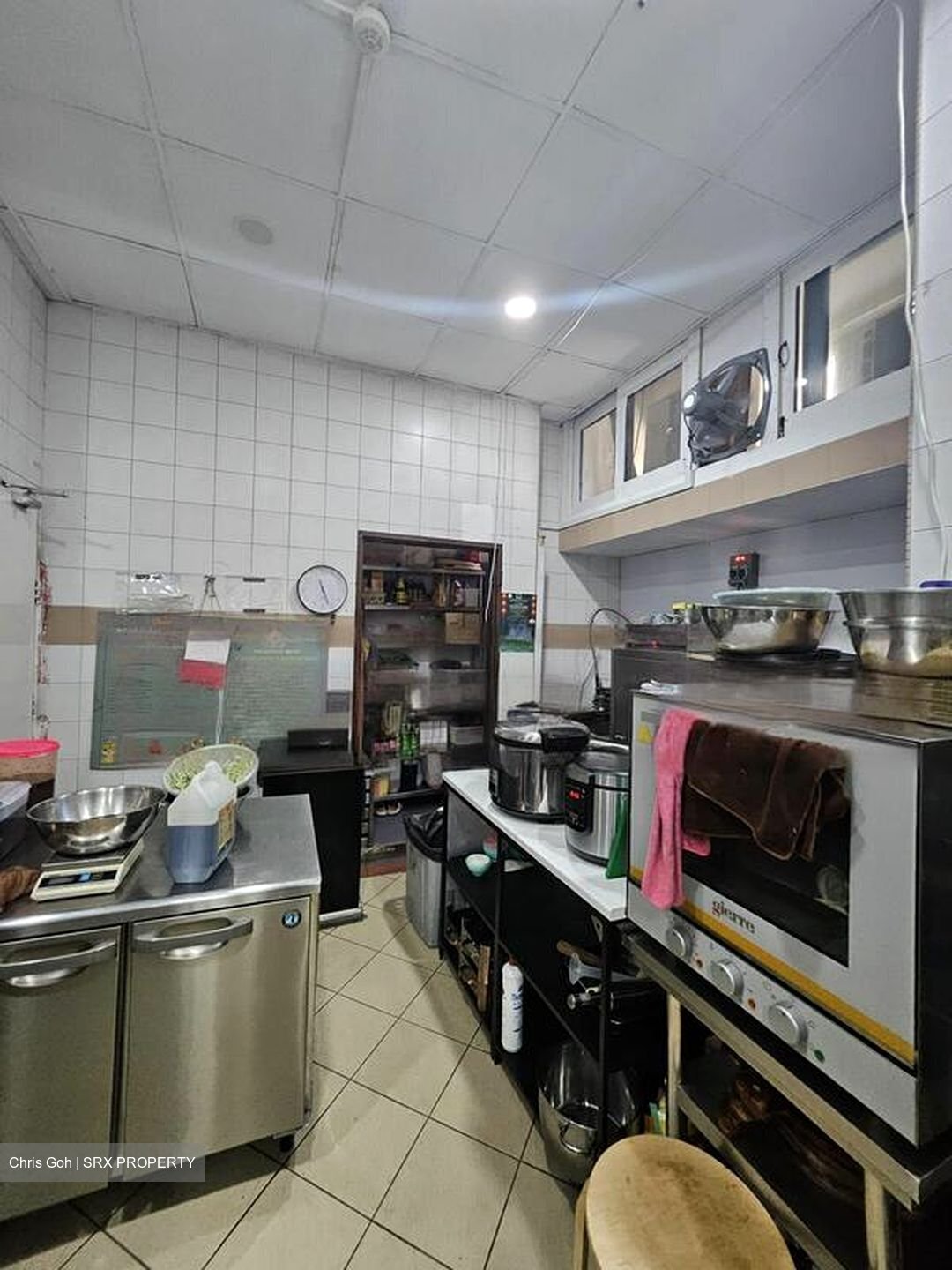 Centra Residence (D14), Retail #456908041